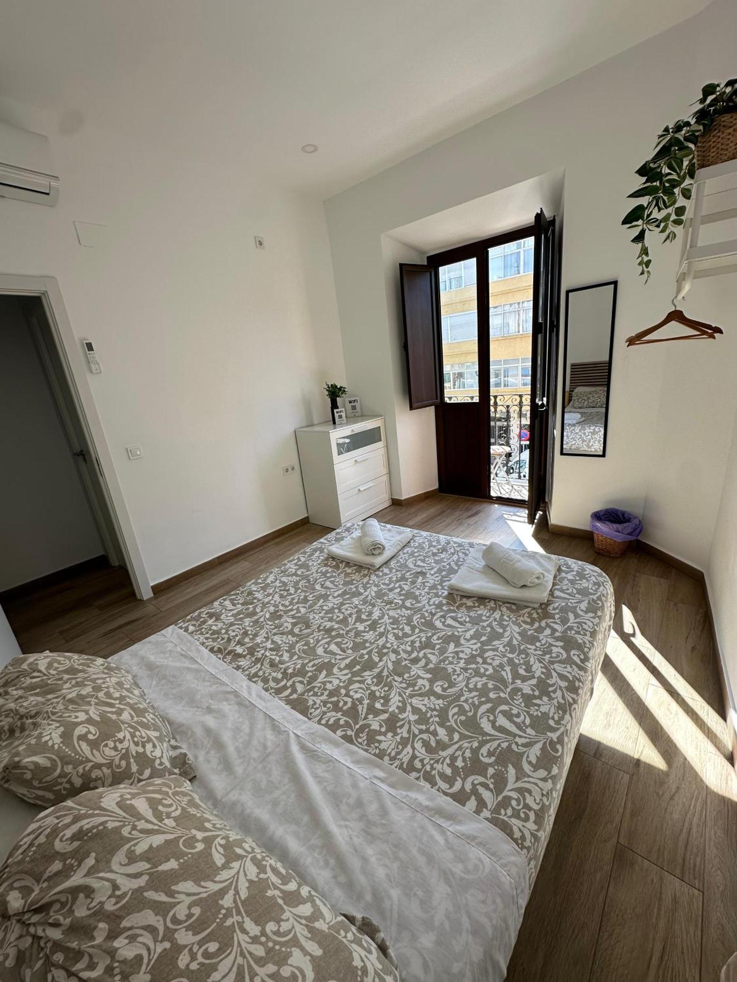 Hostel Triana Riverside Sevilla